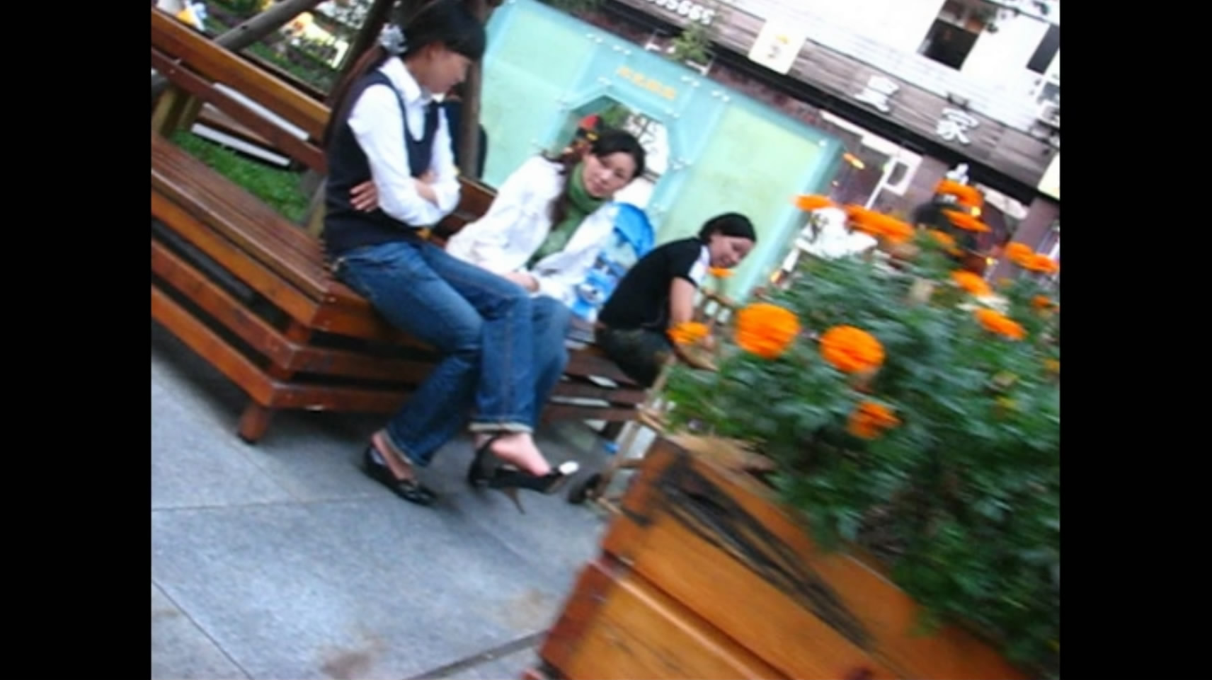 streetsnapdangl[00 00 38][20181128 234640 0]